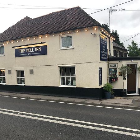 The Bell Inn Солсбері Екстер'єр фото